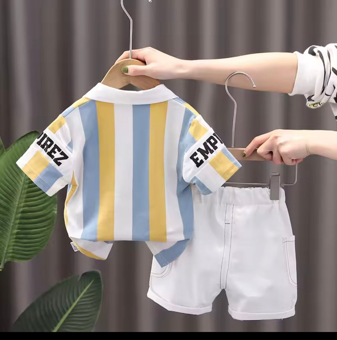 Nuevo conjunto de shorts a rayas