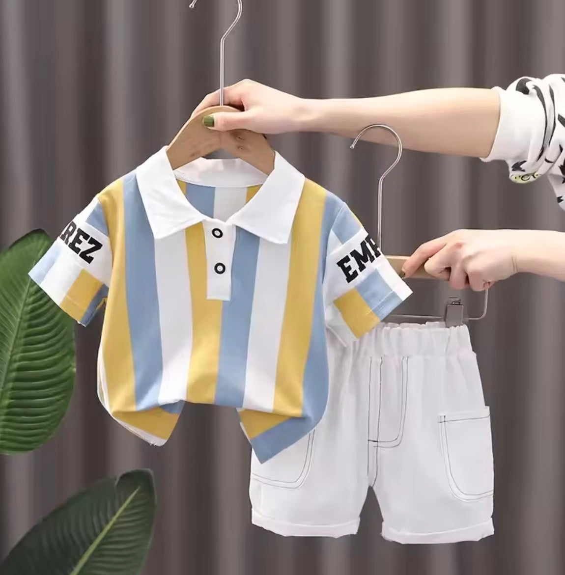 Nuevo conjunto de shorts a rayas