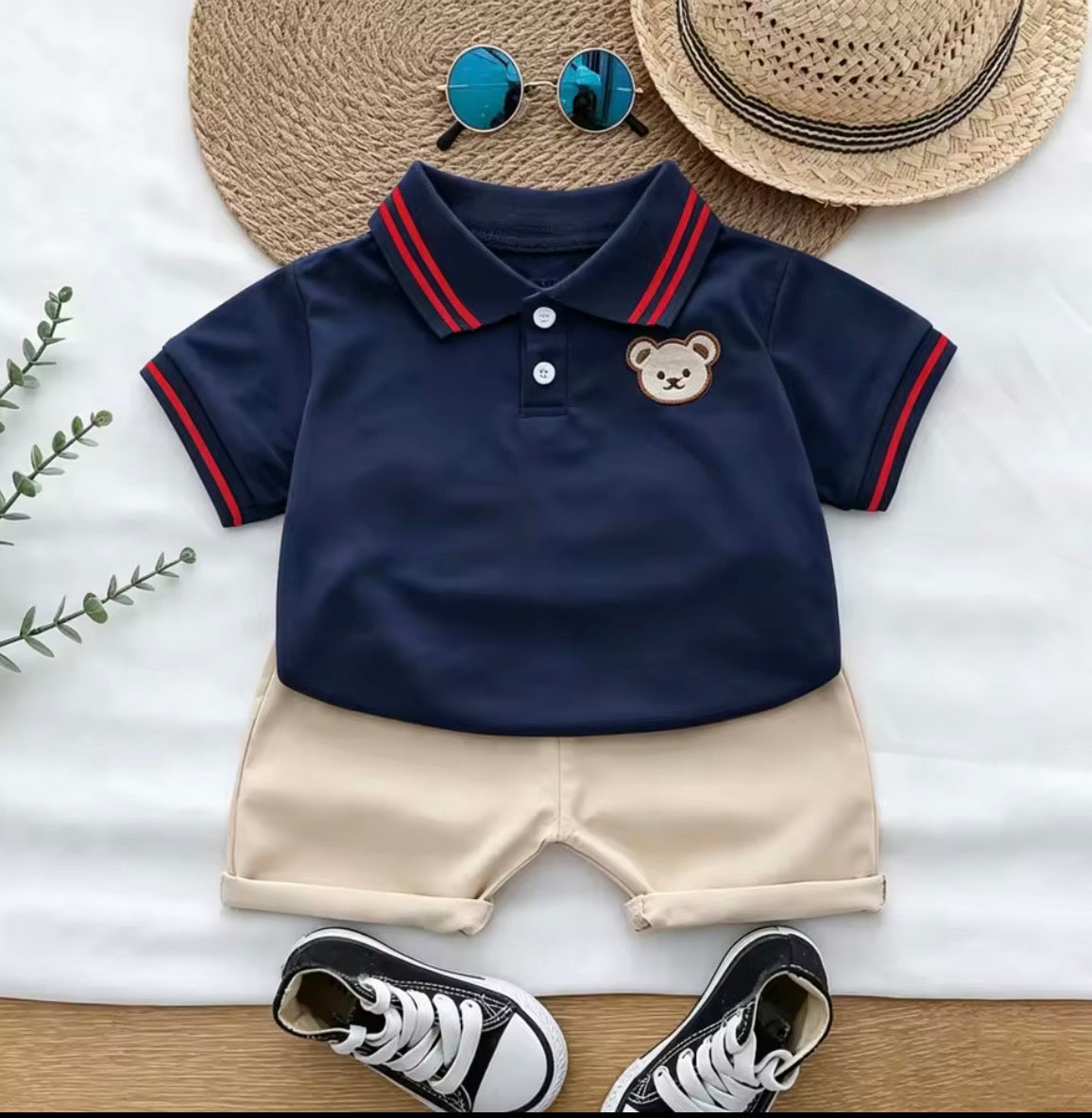 Conjunto Infantil de Verano con Polo y Shorts – Osito Bordado